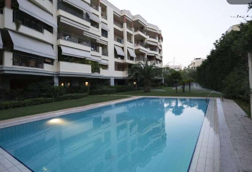 Marousi Luxury Apartment