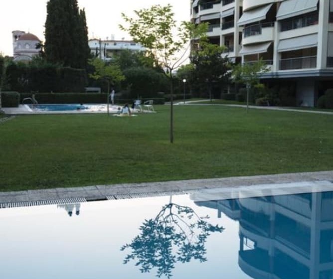 Marousi Luxury Apartment