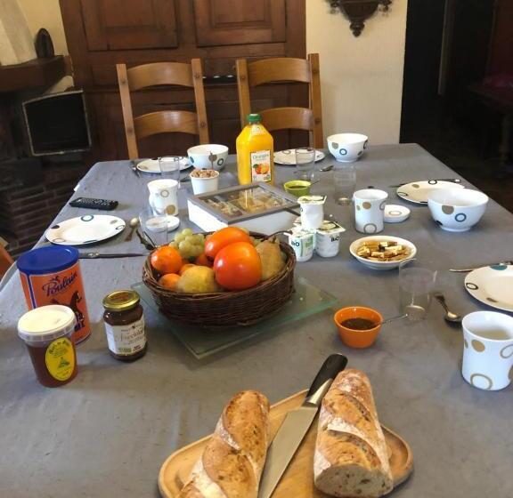 פנסיון L Epervier Blanc