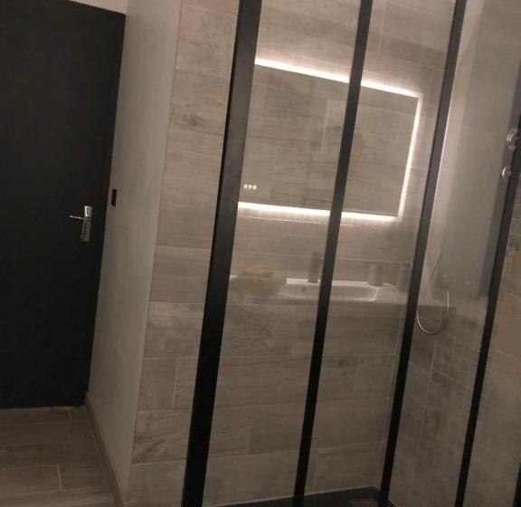 פנסיון L Epervier Blanc