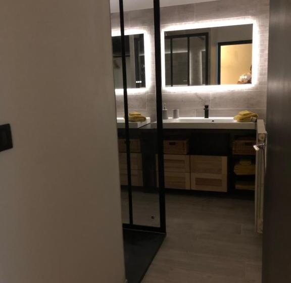 פנסיון L Epervier Blanc