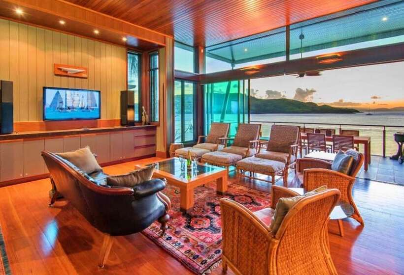 Yacht Club 19 Villa Bijou De Mer Ocean Front Private Pool 2 Buggies