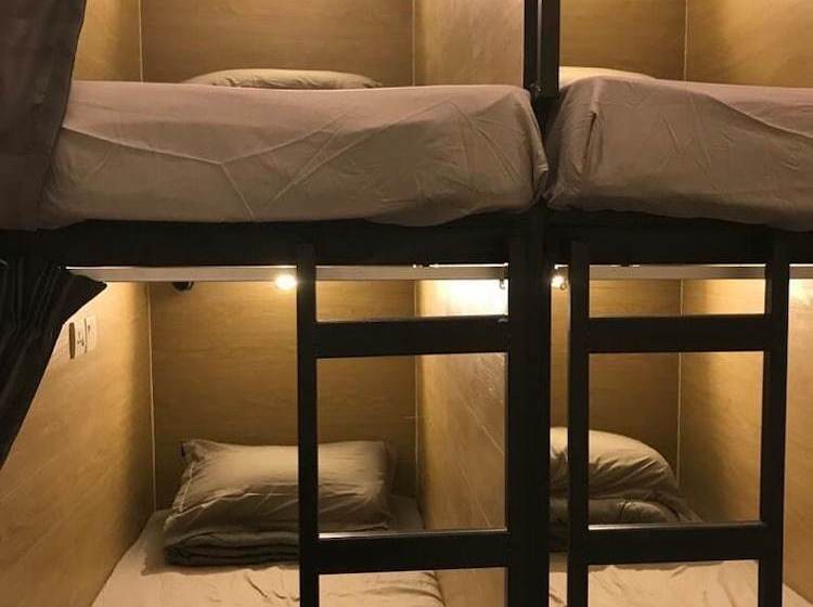 فندق صغير Downtown Bunkers