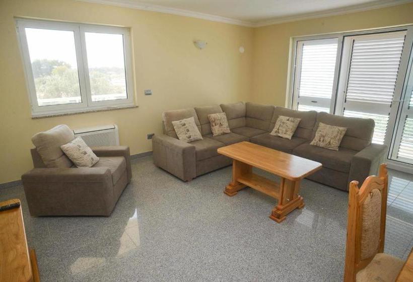 Apartments Citrine On The Beach