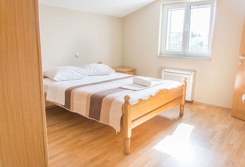 Apartments Citrine On The Beach