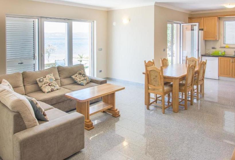 Apartments Citrine On The Beach