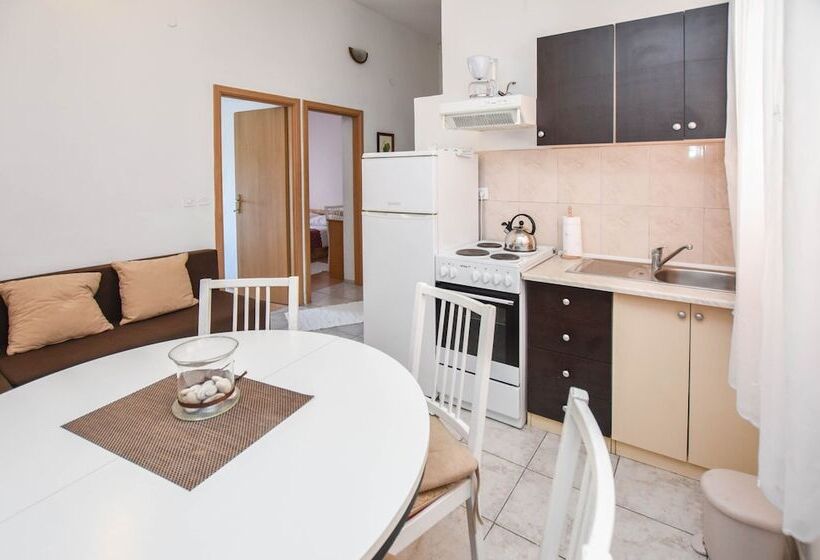 Apartments Grapevines