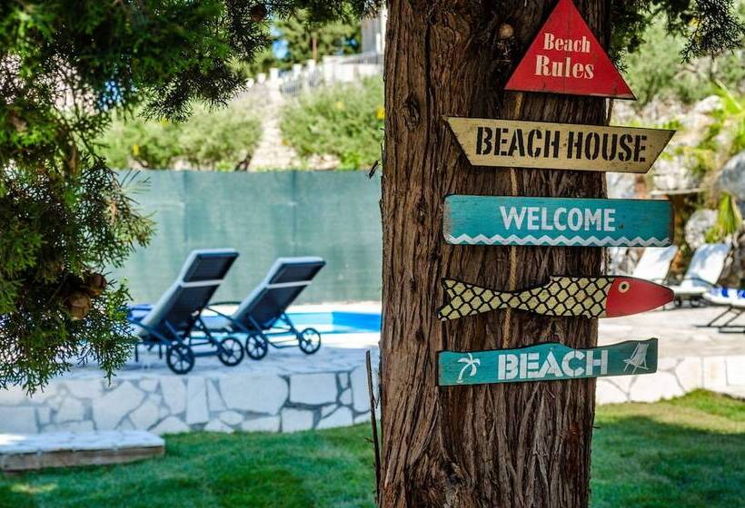 Beachfront Villa Gabriela With Pool