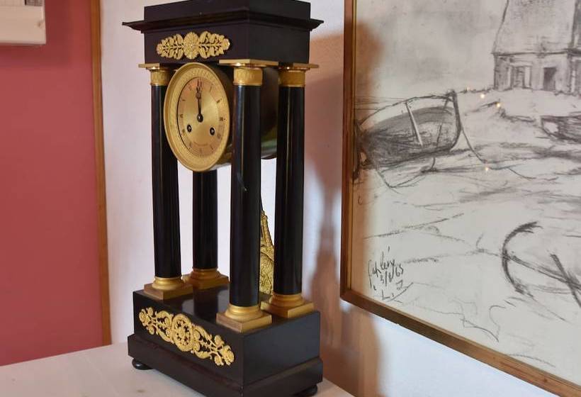 Cozy Cottage In Fresville With Garden