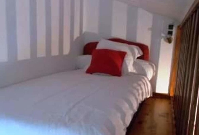 Domaine Oléicole Du Mas Boutet  B&b