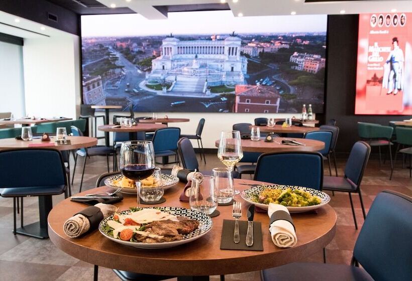 פונדק Mercure Roma Cinecitta