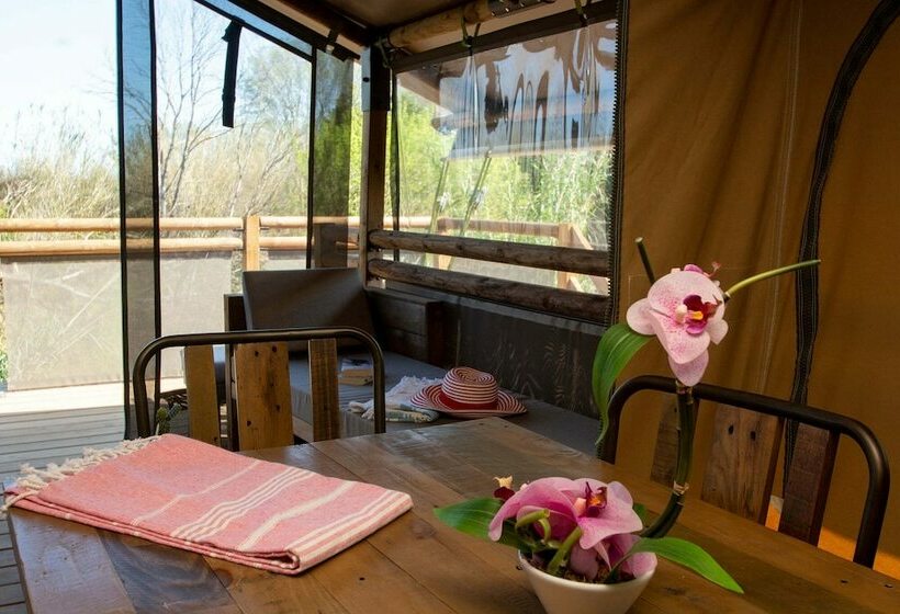 فندق Camping Le Moulin Des Iscles