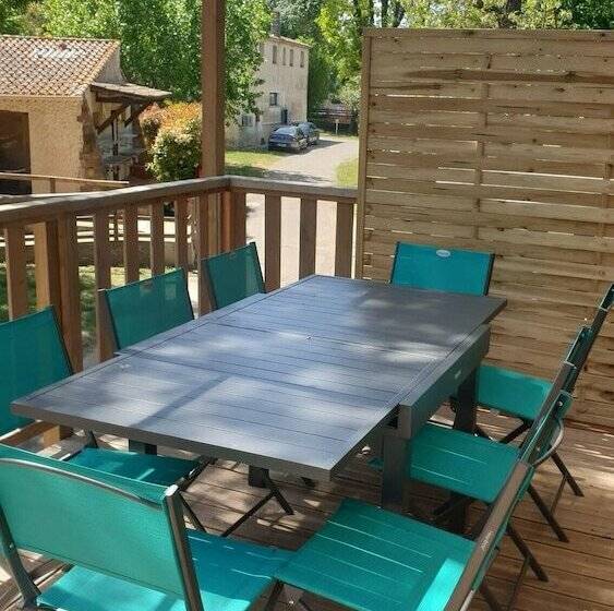 فندق Camping Le Moulin Des Iscles