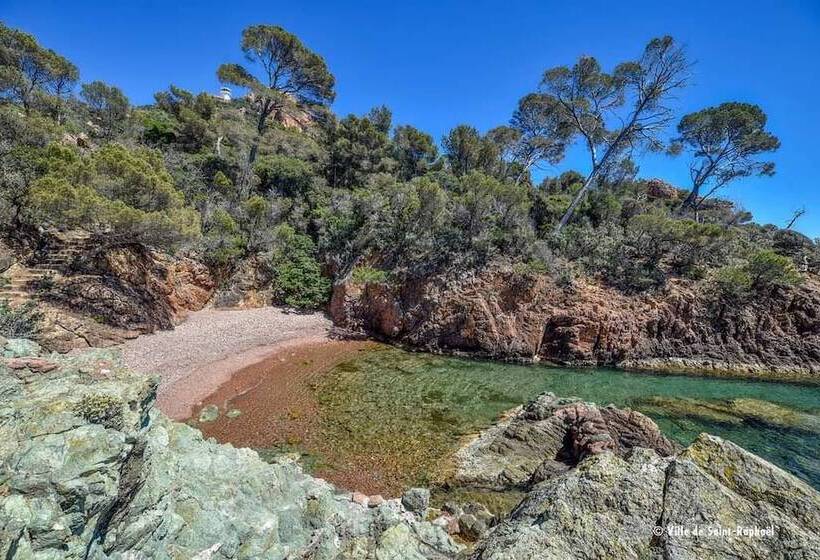 فندق Camping Le Moulin Des Iscles