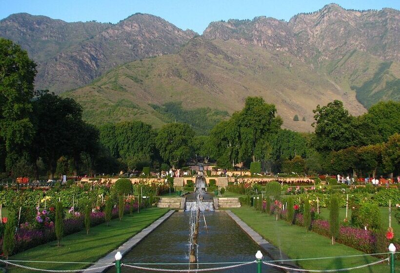 호텔 Floating Heritage Group