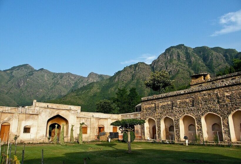 호텔 Floating Heritage Group