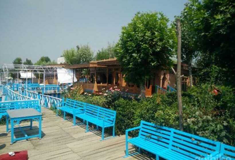 호텔 Floating Heritage Group