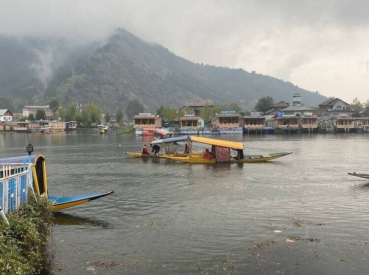 Hotel Floating Heritage Group