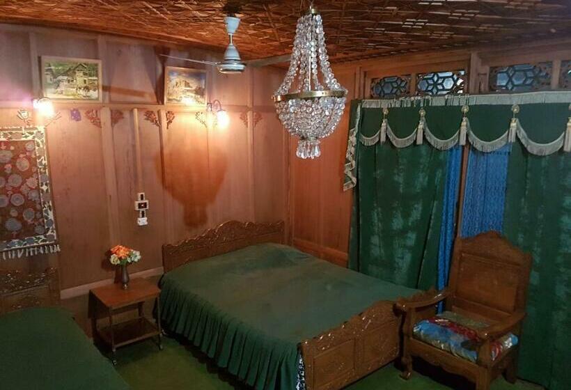 호텔 Floating Heritage Group