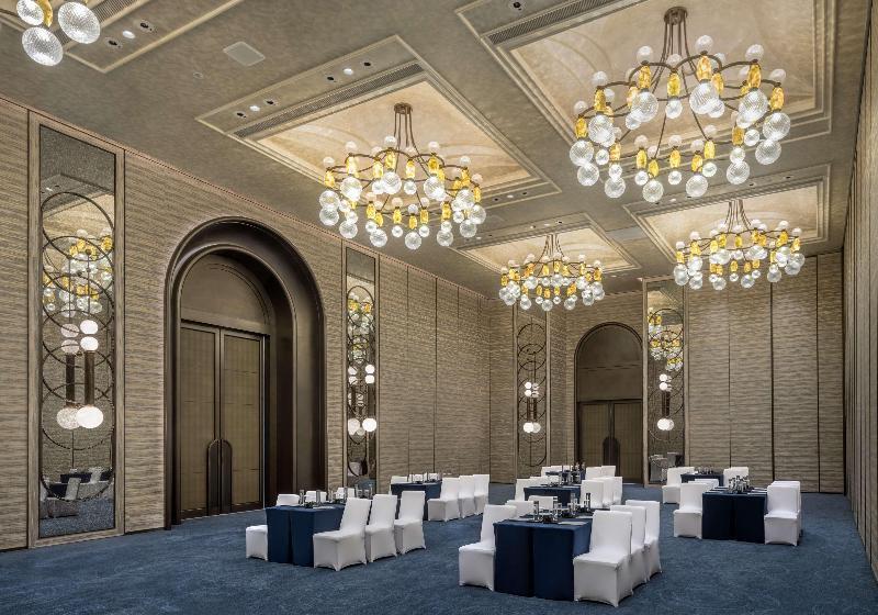 هتل Waldorf Astoria Xiamen