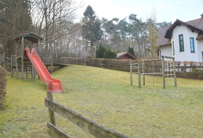 Beautiful Holdiday Home In Ulmen Near The Lake