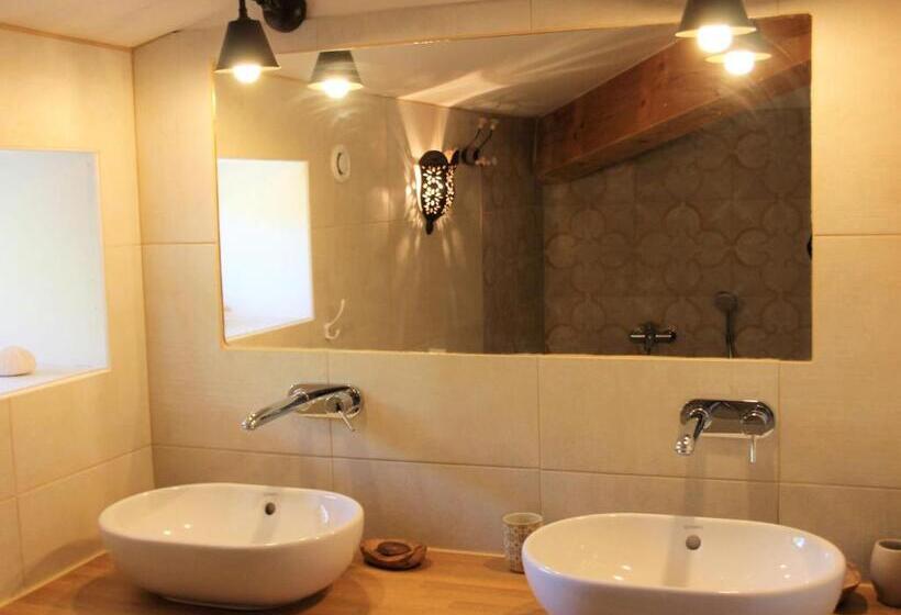 Modern Villa In La Motte With Swimming Pool