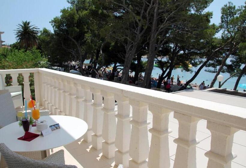 پانسیون Luxury Rooms Villa Jadranka