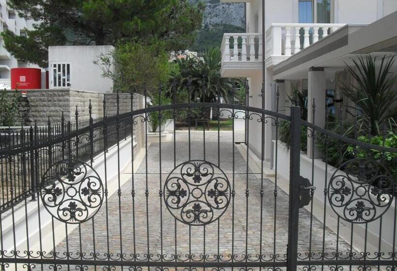 펜션 Luxury Rooms Villa Jadranka