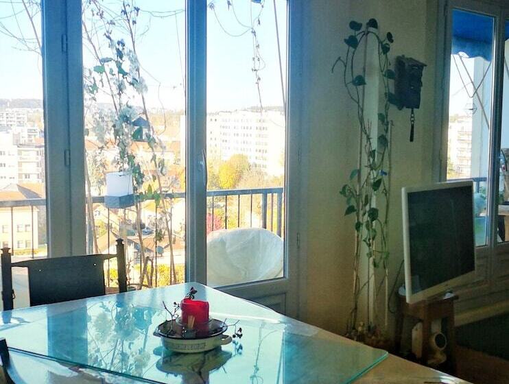 بنسيون Nids Les Peupliers Paris