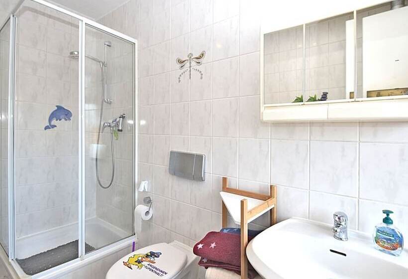 Spacious Apartment In Ballenstedt Harz Near Lake