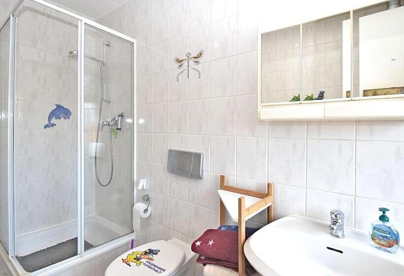 Spacious Apartment In Ballenstedt Harz Near Lake