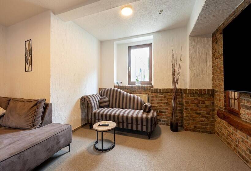 Spacious Holiday Home In The Eifel National Park
