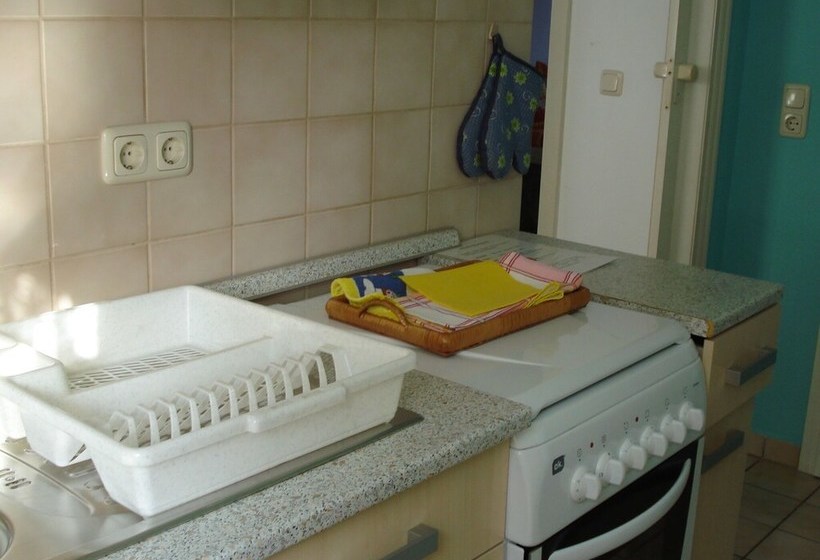 Sunny Apartment In Kühlungsborn Near Seabeach