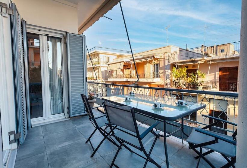 Upscale Modern Escape In The Historic Center