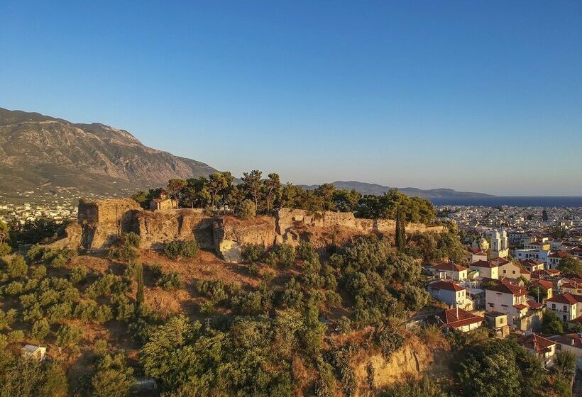 Upscale Modern Escape In The Historic Center