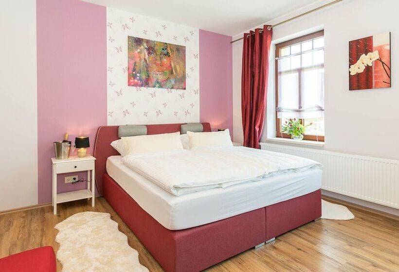 Weingut Pawis Appartements