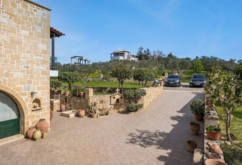 Athina Traditional Villa