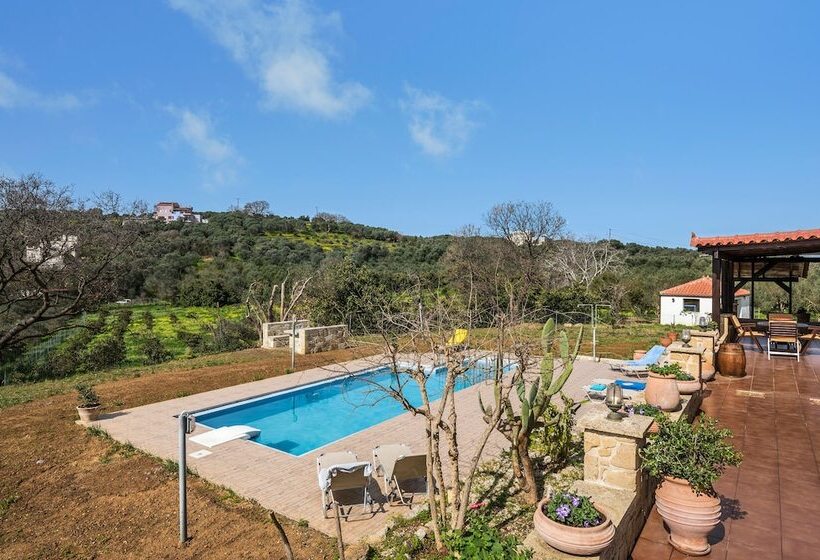 Athina Traditional Villa