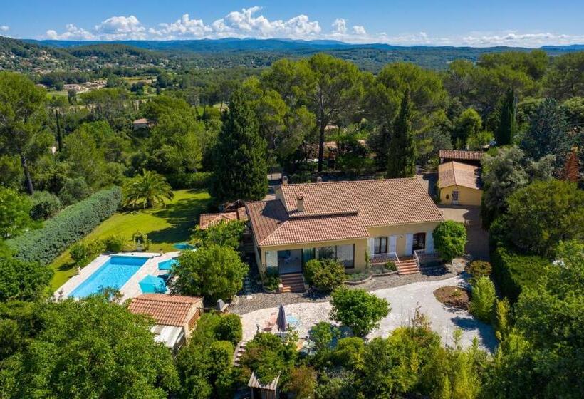 Bed and Breakfast Hôtes Antic Provence