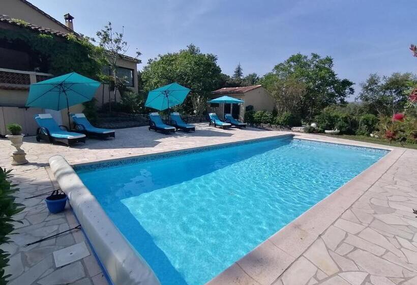 Bed and Breakfast Hôtes Antic Provence