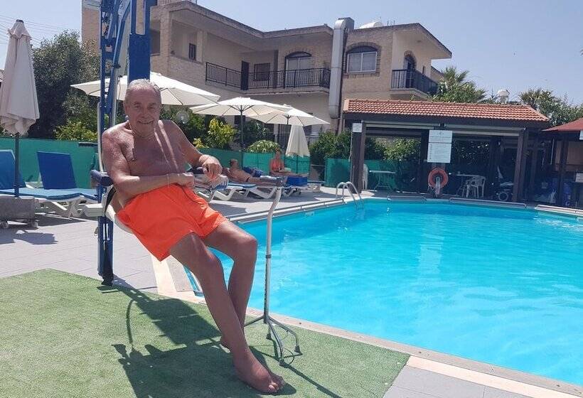 C & A Hotel Apartments