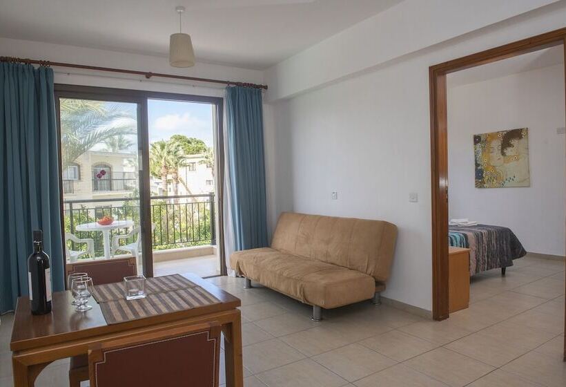 C & A Hotel Apartments