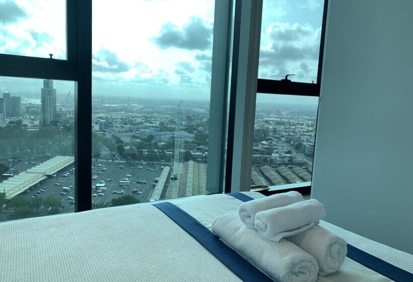 Cbd Amazing View 2 Bedrooms Apartments