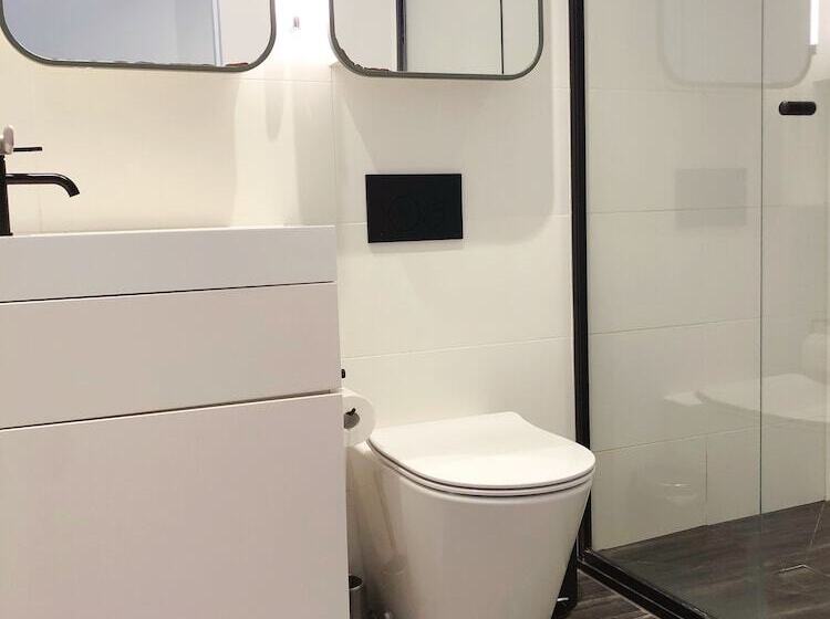 Cbd Amazing View 2 Bedrooms Apartments