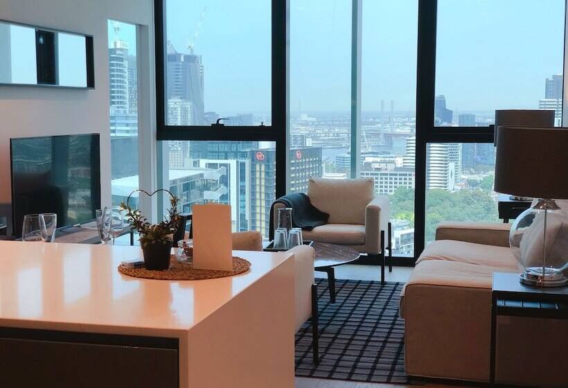 Cbd Amazing View 2 Bedrooms Apartments