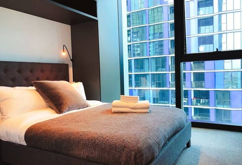 Cbd Amazing View 2 Bedrooms Apartments