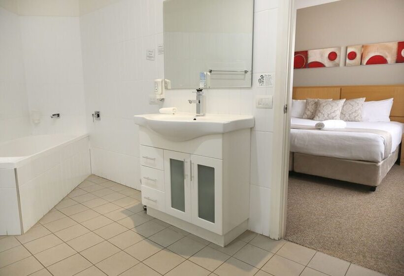 Centrepoint Apartments Griffith