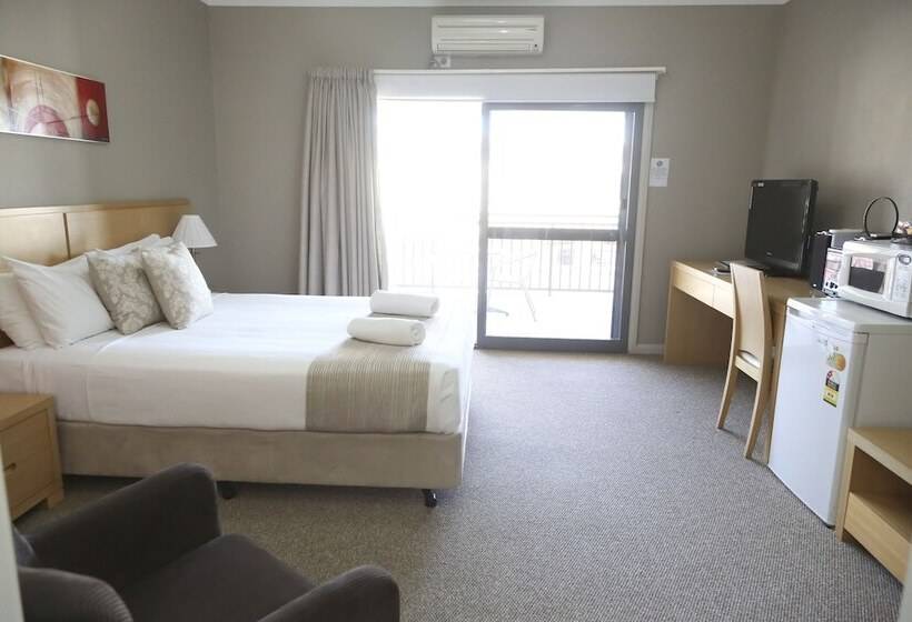 Centrepoint Apartments Griffith