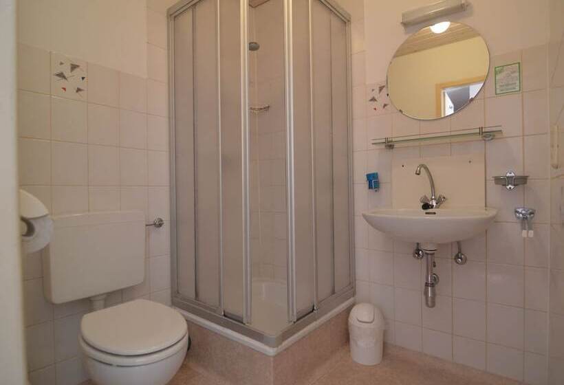 Classy Holiday Home In Rzig Near Forest