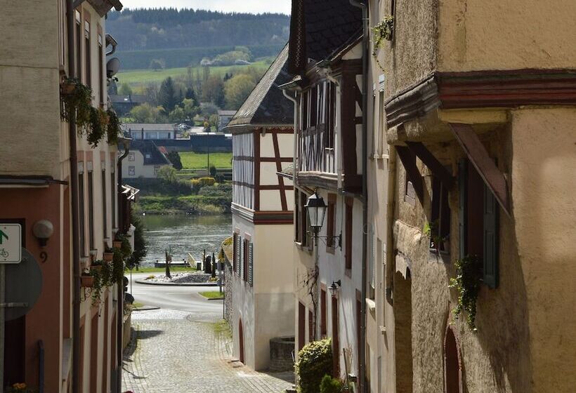 Classy Holiday Home In Rzig Near Forest